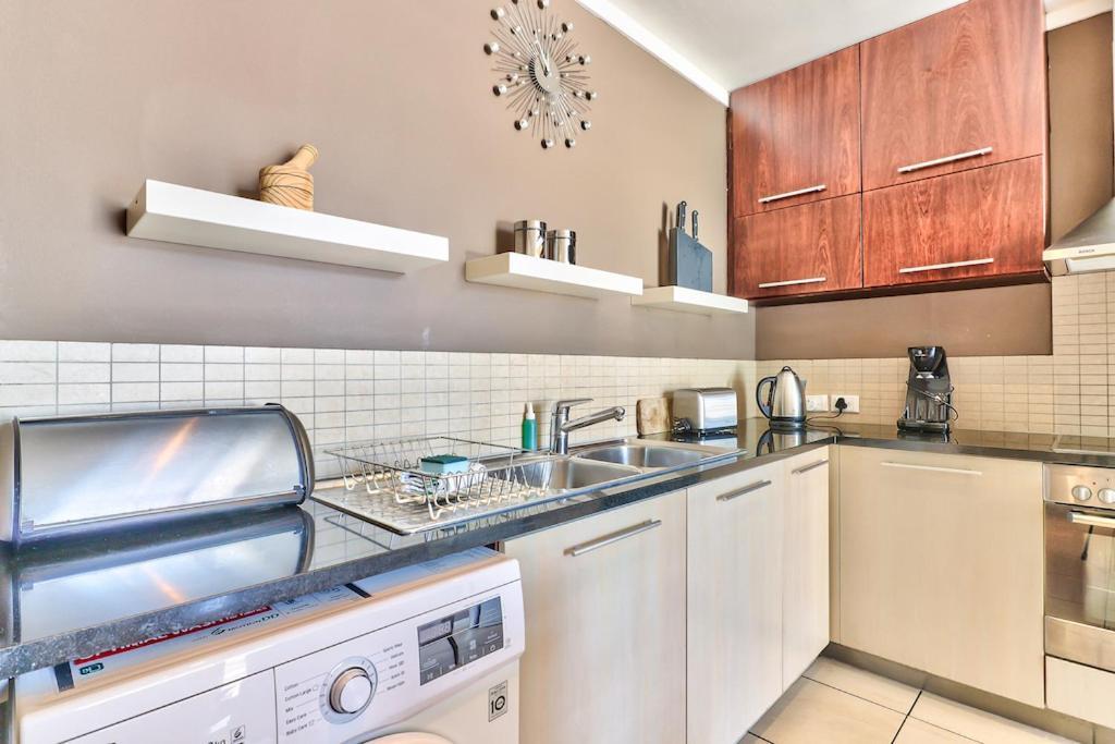The Icon 1204 Apartment Cape Town